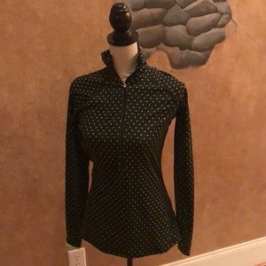 Nike 1/2 zip long sleeved top